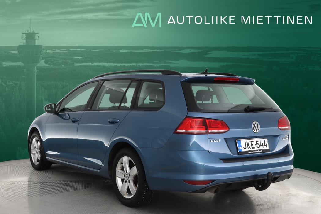 VOLKSWAGEN Golf 2016