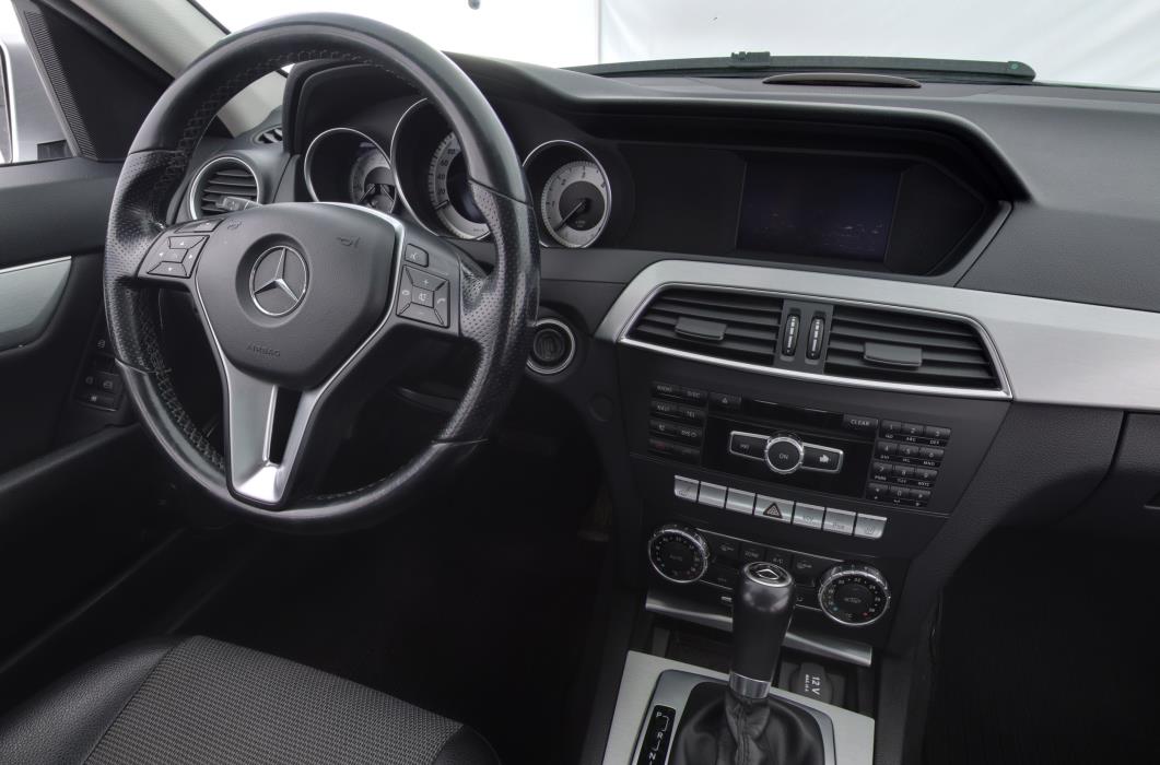 MERCEDES-BENZ C 2012