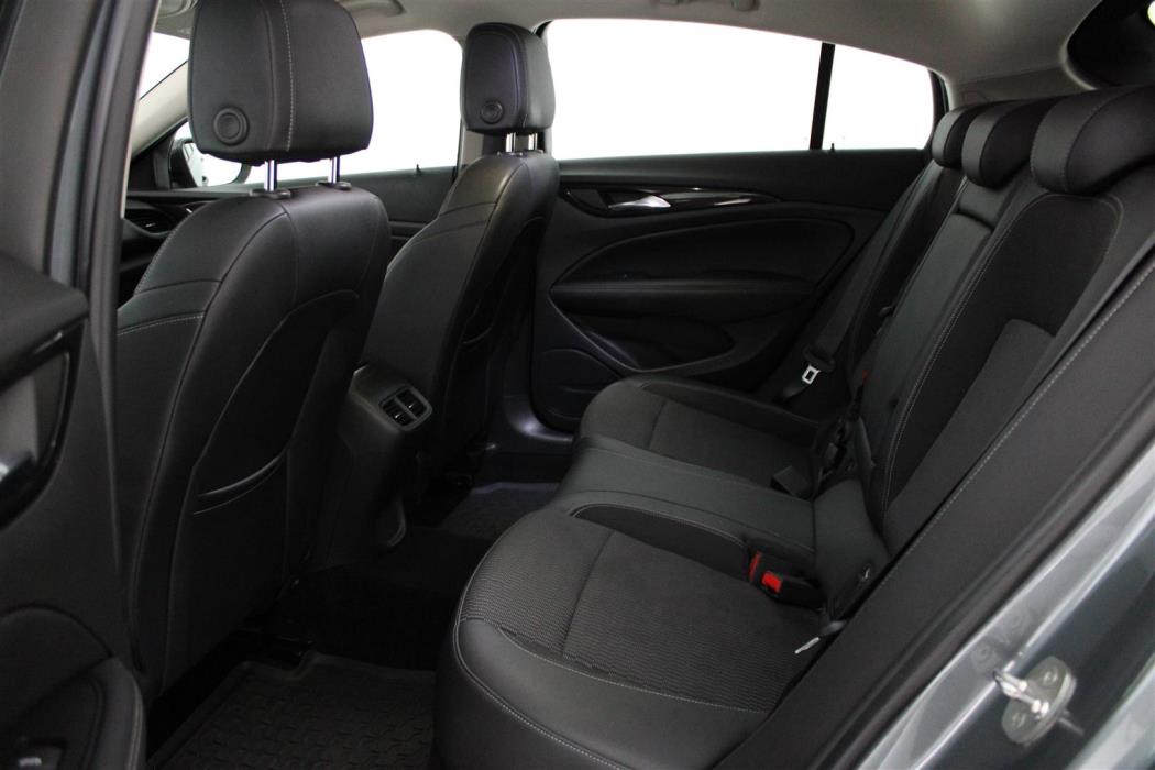 OPEL Insignia 2020