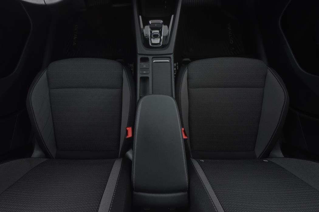 SKODA Octavia 2023
