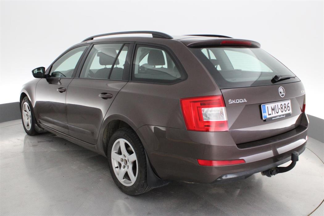 SKODA Octavia 2015