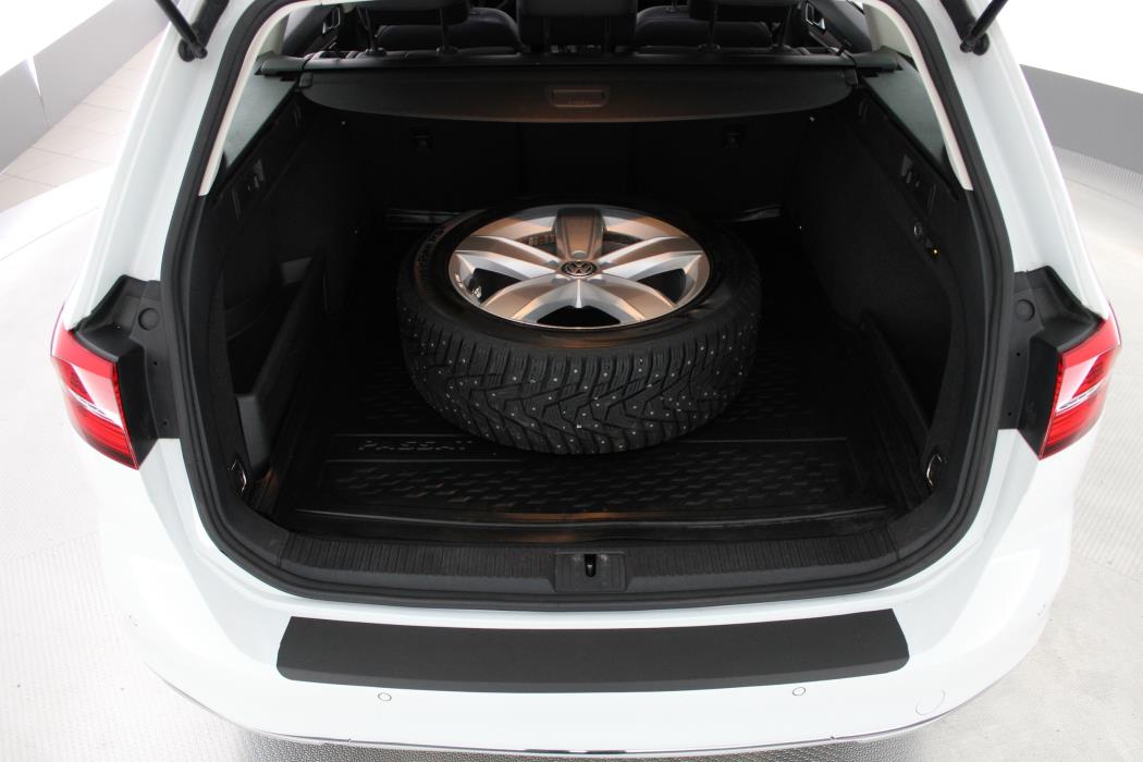 VOLKSWAGEN Passat 2018