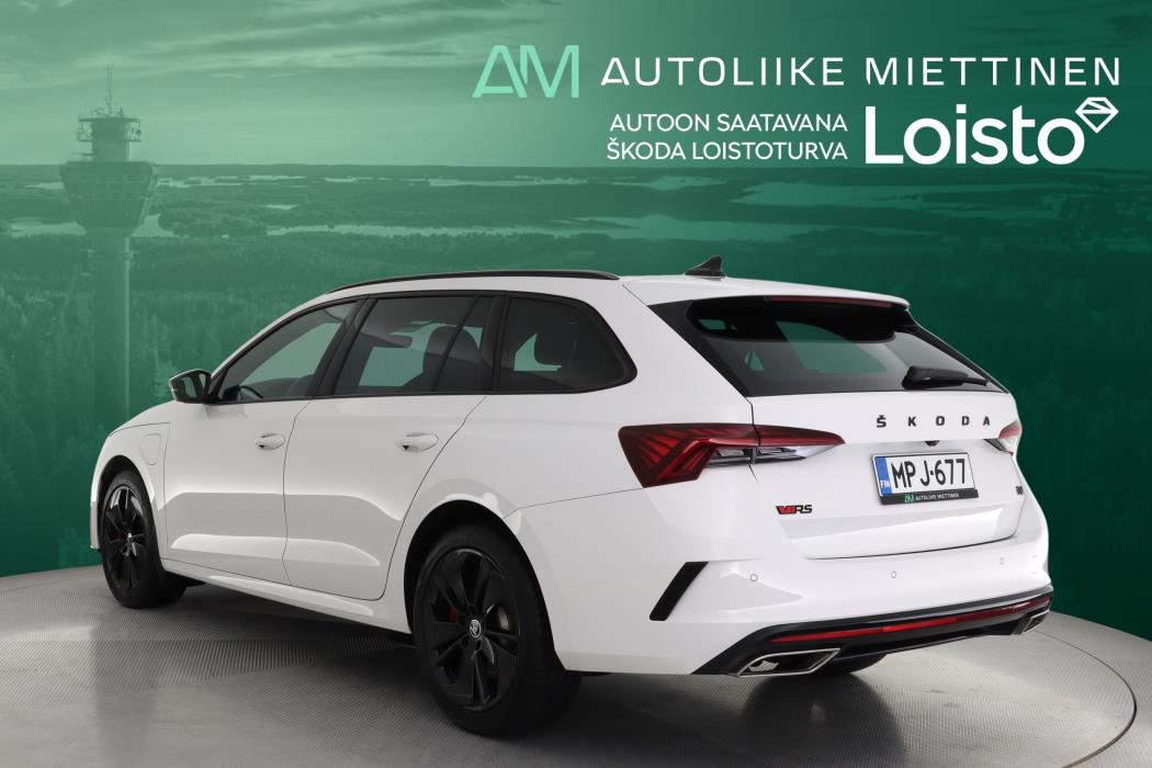 SKODA Octavia 2024