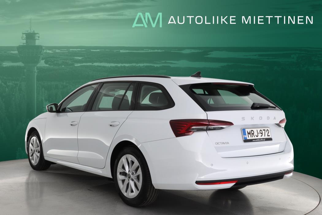 SKODA Octavia 2025