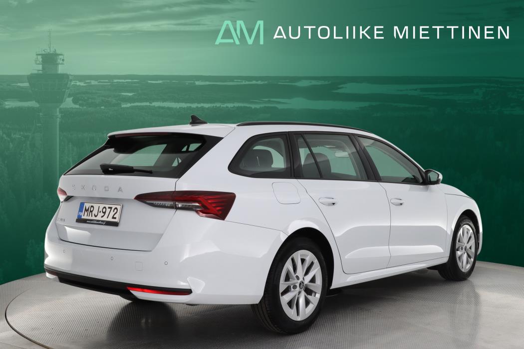 SKODA Octavia 2025