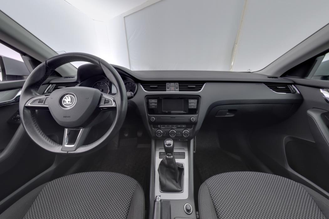 SKODA Octavia 2015