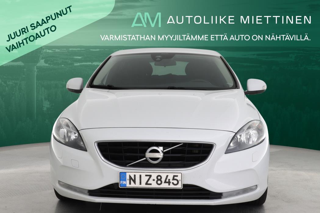 VOLVO V40 2012