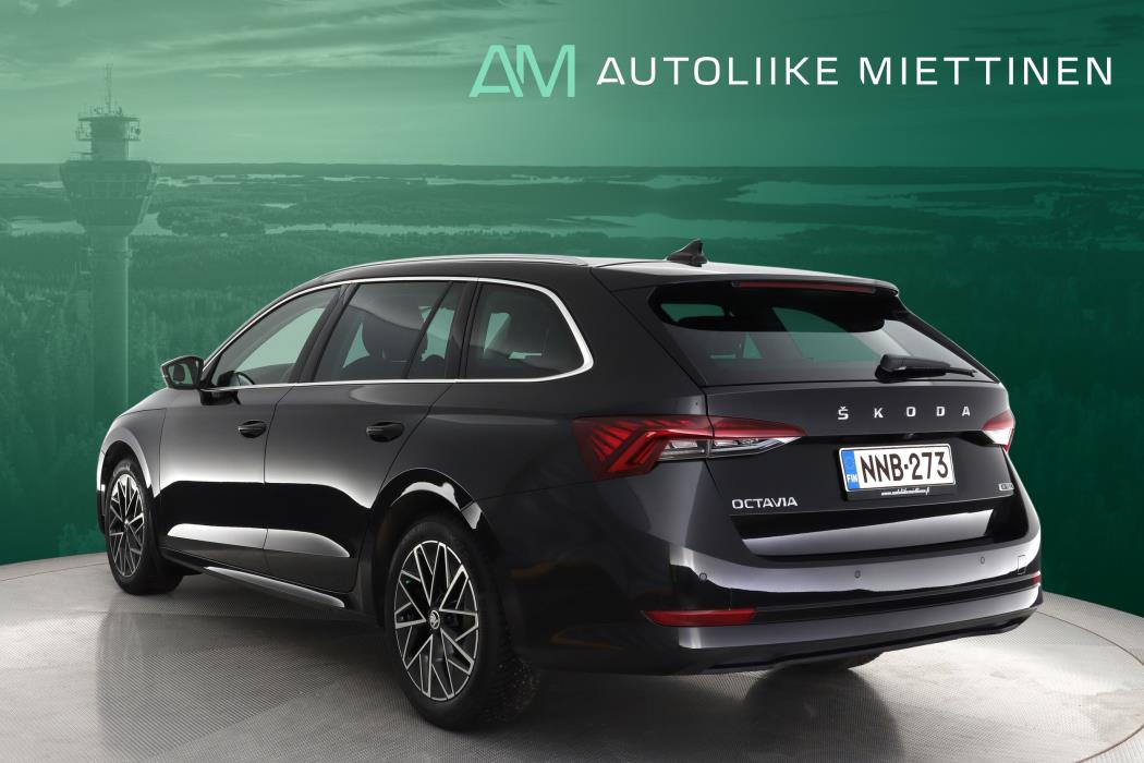 SKODA Octavia 2023