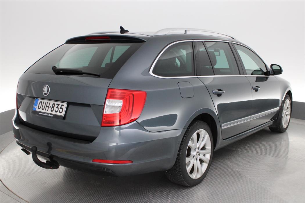 SKODA Superb 2014