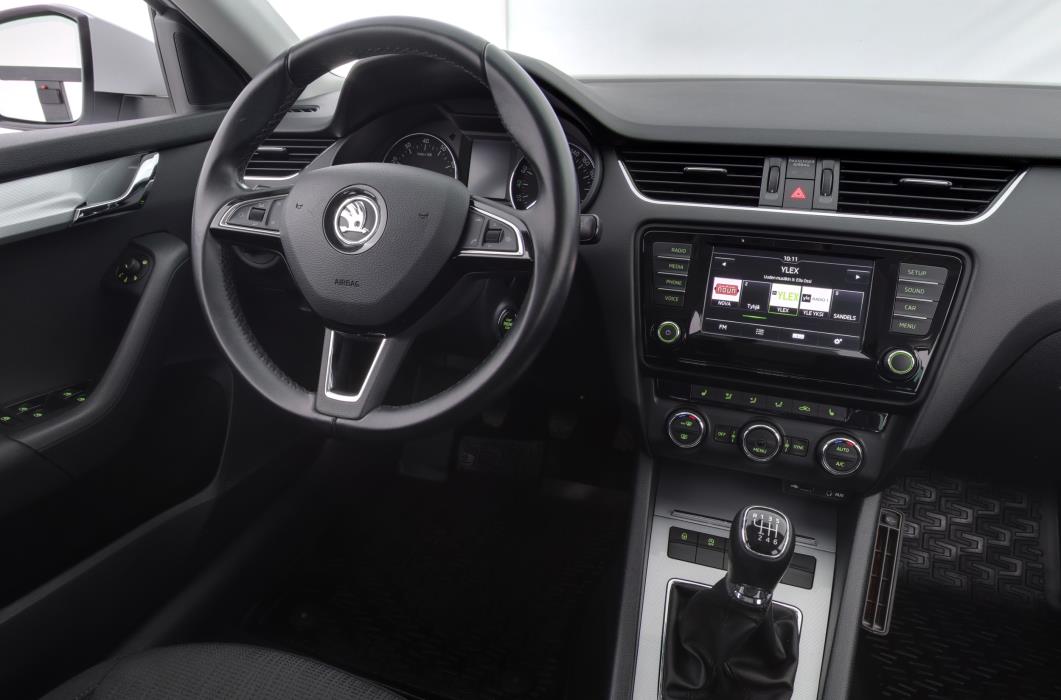 SKODA Octavia 2015
