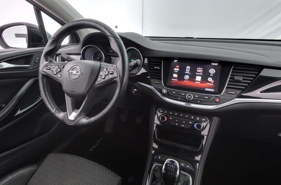 OPEL Astra 2017