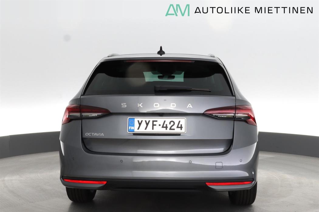 SKODA Octavia 2025