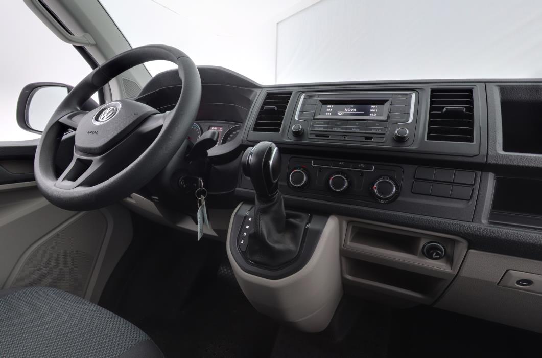 VOLKSWAGEN Transporter 2020