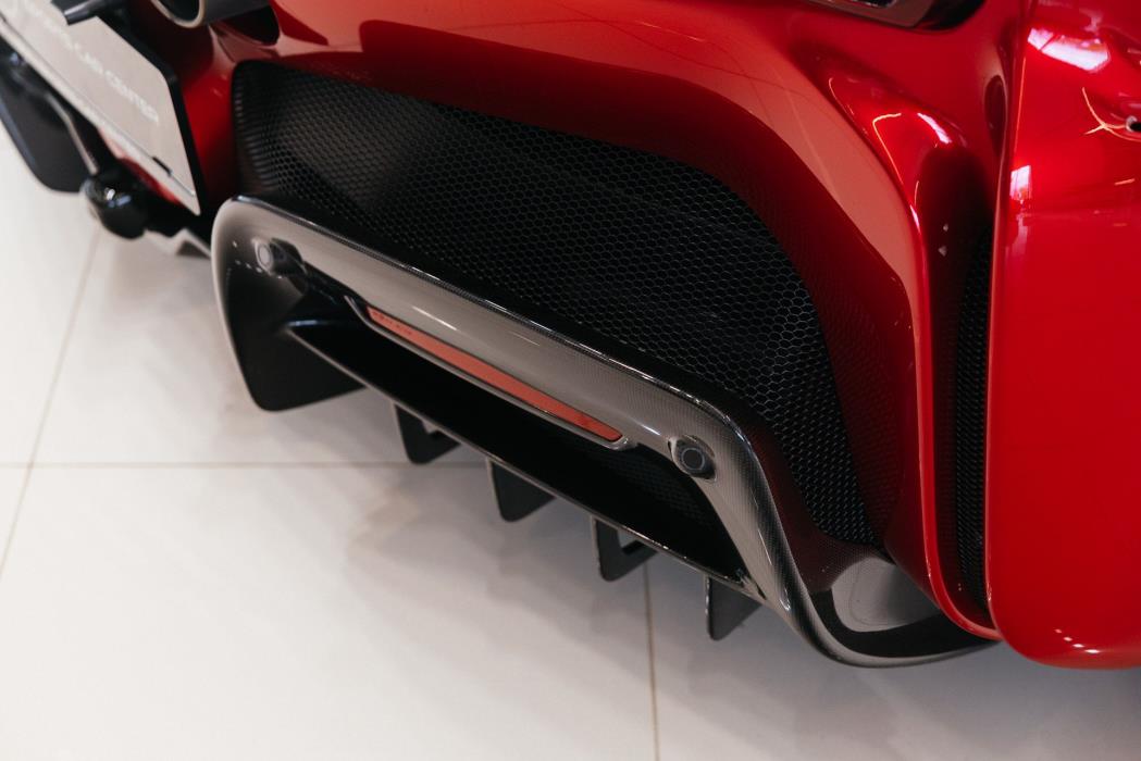 Ferrari SF90 spider 2024