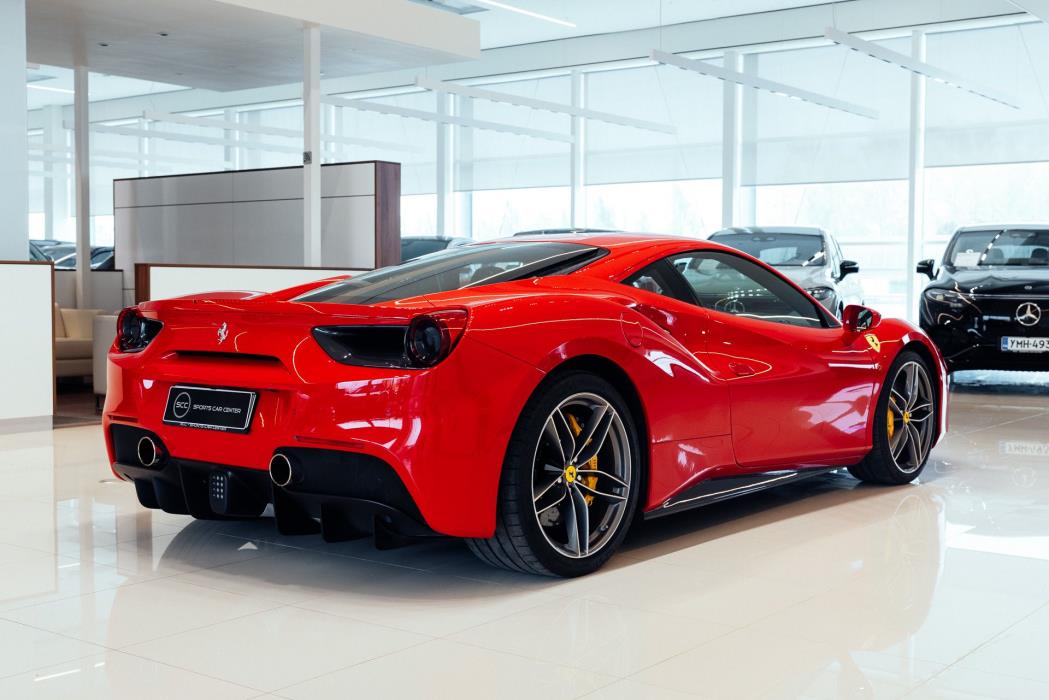 Ferrari 488 2018