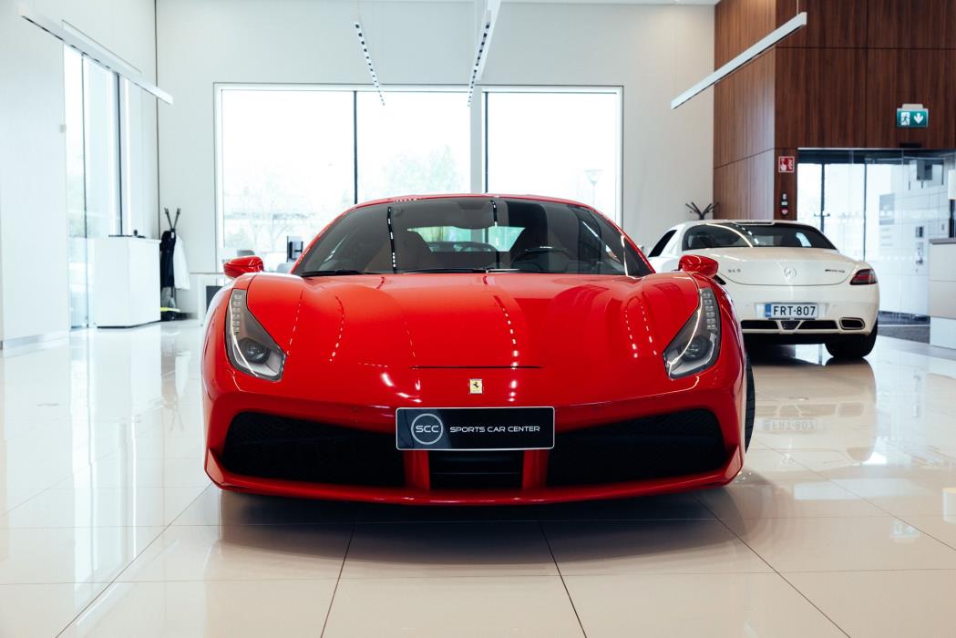 Ferrari 488 2018