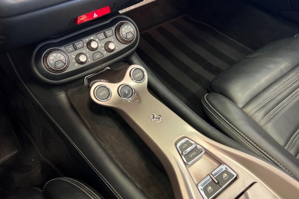 Ferrari California 2012