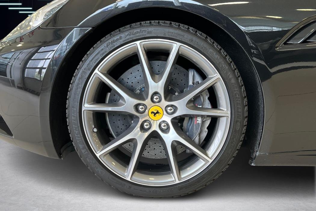 Ferrari California 2012