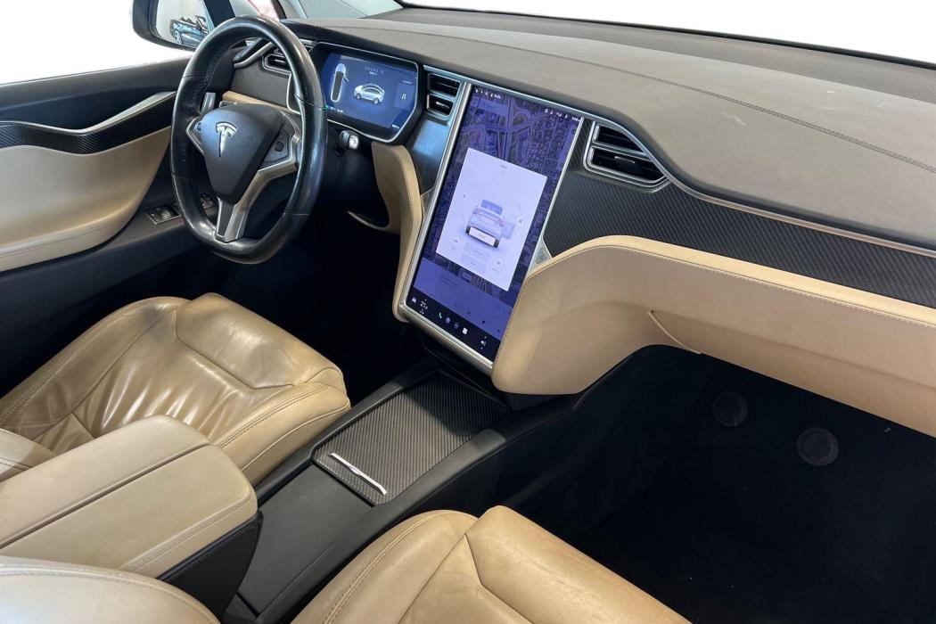 Tesla Model X 2017