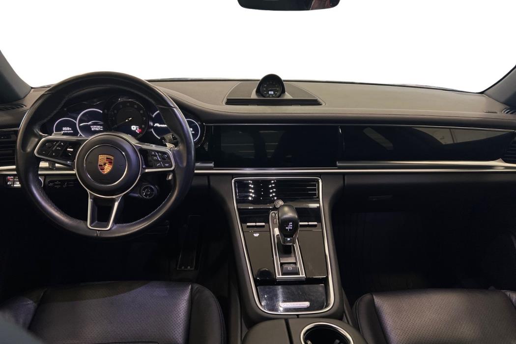 Porsche Panamera 2018
