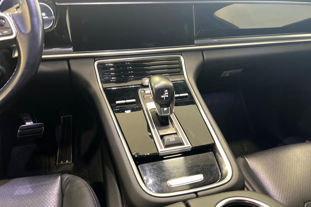 Porsche Panamera 2018