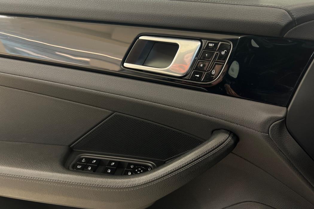 Porsche Panamera 2018