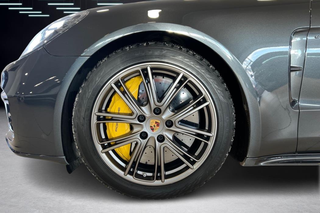 Porsche Panamera 2018