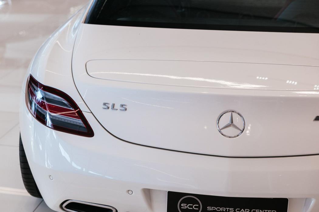 Mercedes-Benz SLS AMG 2010