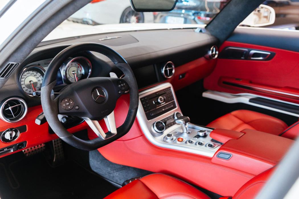 Mercedes-Benz SLS AMG 2010