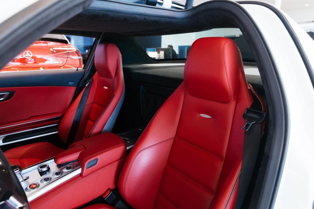 Mercedes-Benz SLS AMG 2010