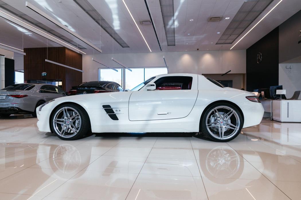 Mercedes-Benz SLS AMG 2010