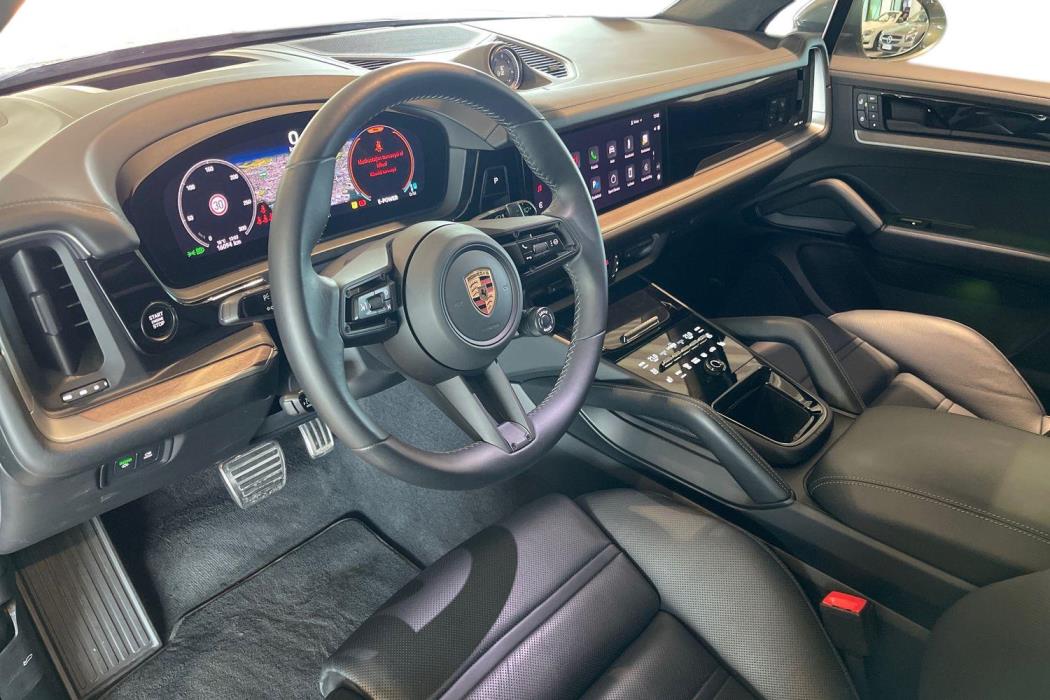 Porsche Cayenne 2024