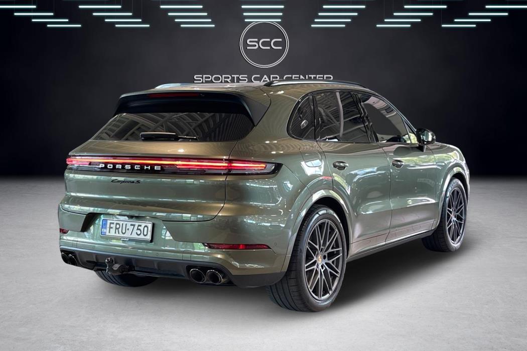 Porsche Cayenne 2024