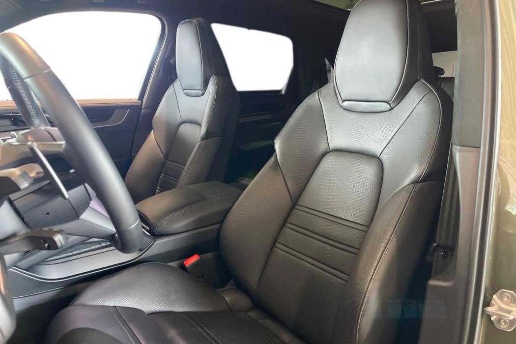 Porsche Cayenne 2024