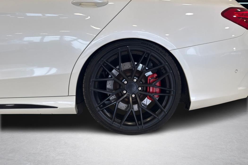 Mercedes-Benz C 63 AMG 2015