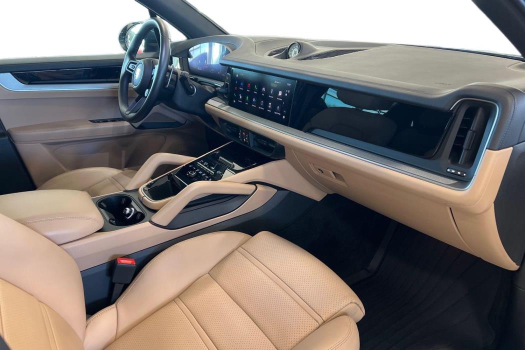 Porsche Cayenne 2024