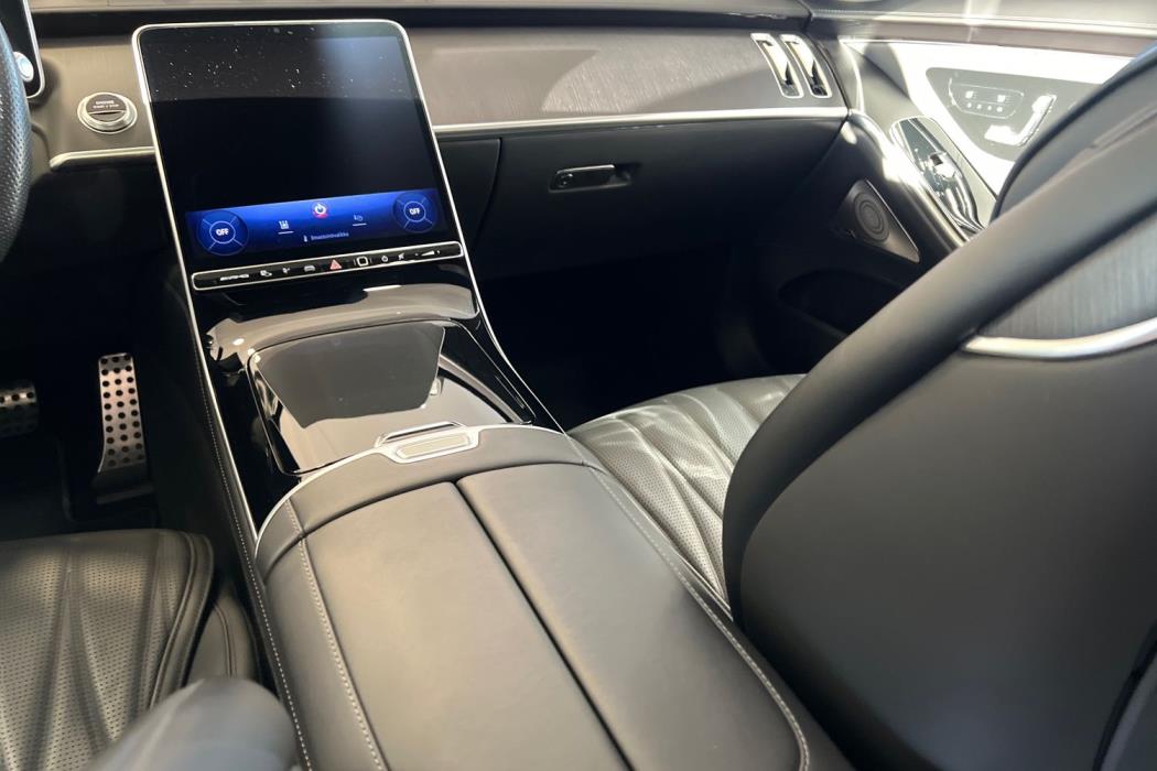 Mercedes-Benz S 2024