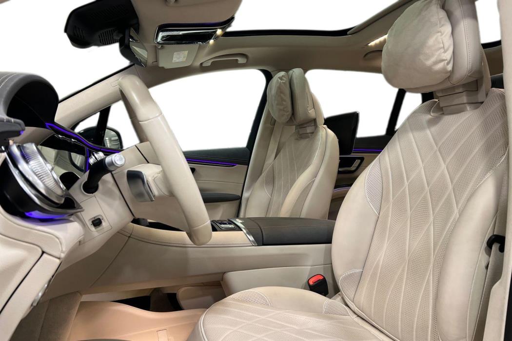 Mercedes-Benz EQS SUV 2023