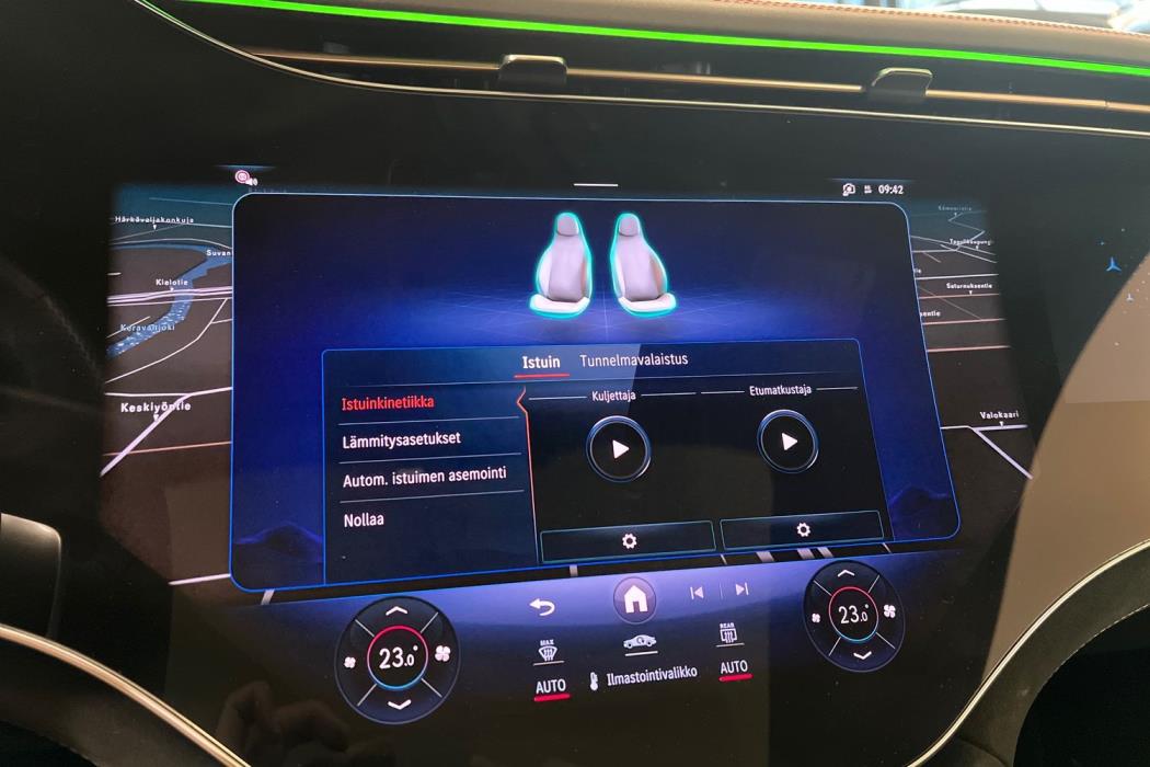 Mercedes-Benz EQE SUV 2024