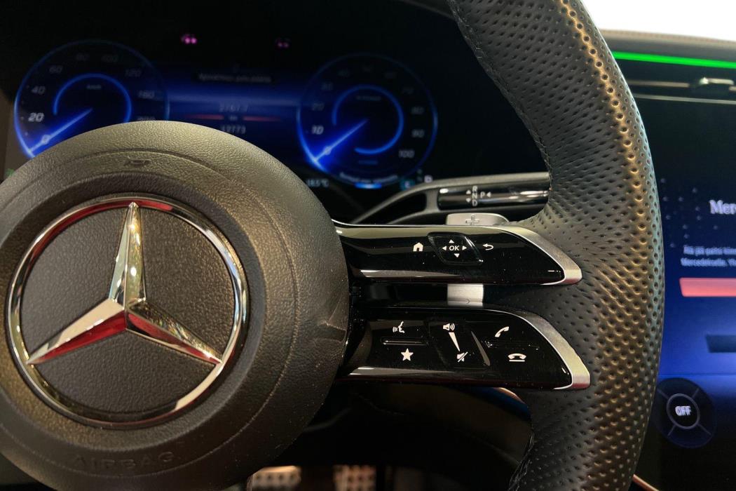 Mercedes-Benz EQE SUV 2024