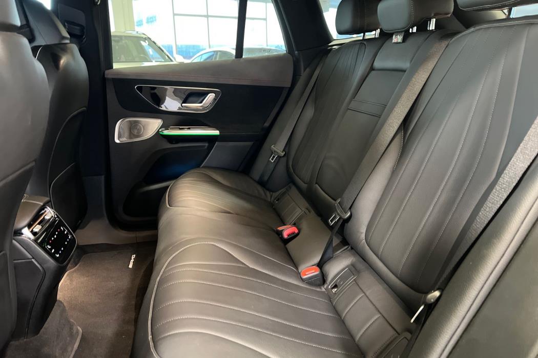 Mercedes-Benz EQE SUV 2024