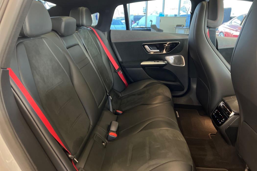 Mercedes-Benz EQE 2023