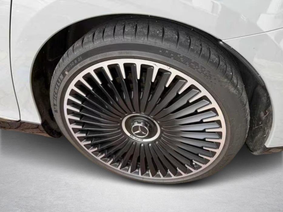 Mercedes-Benz EQE 2023