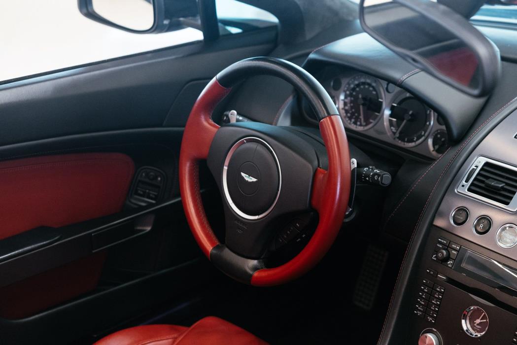 Aston Martin Vantage 2008