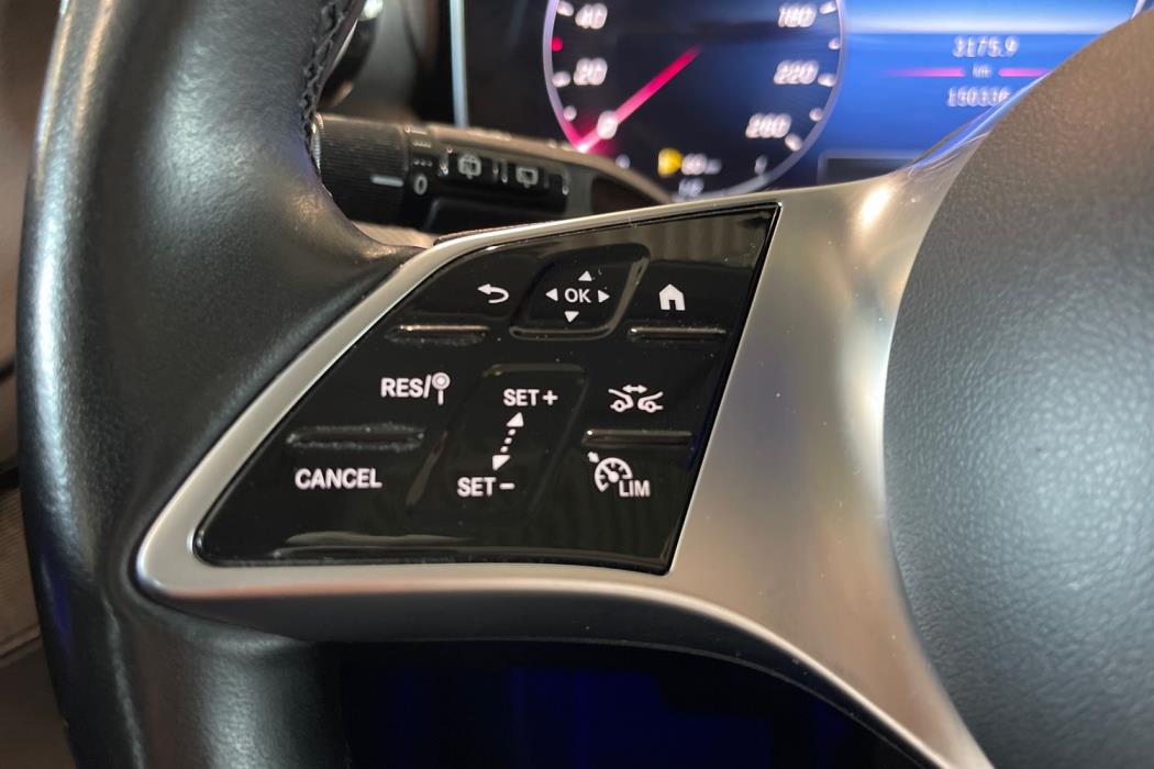 Mercedes-Benz GLC 2023