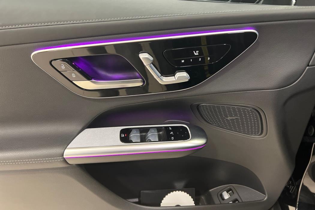 Mercedes-Benz GLC 2023