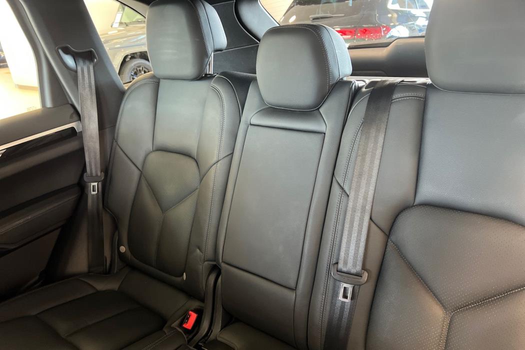 Porsche Cayenne 2015