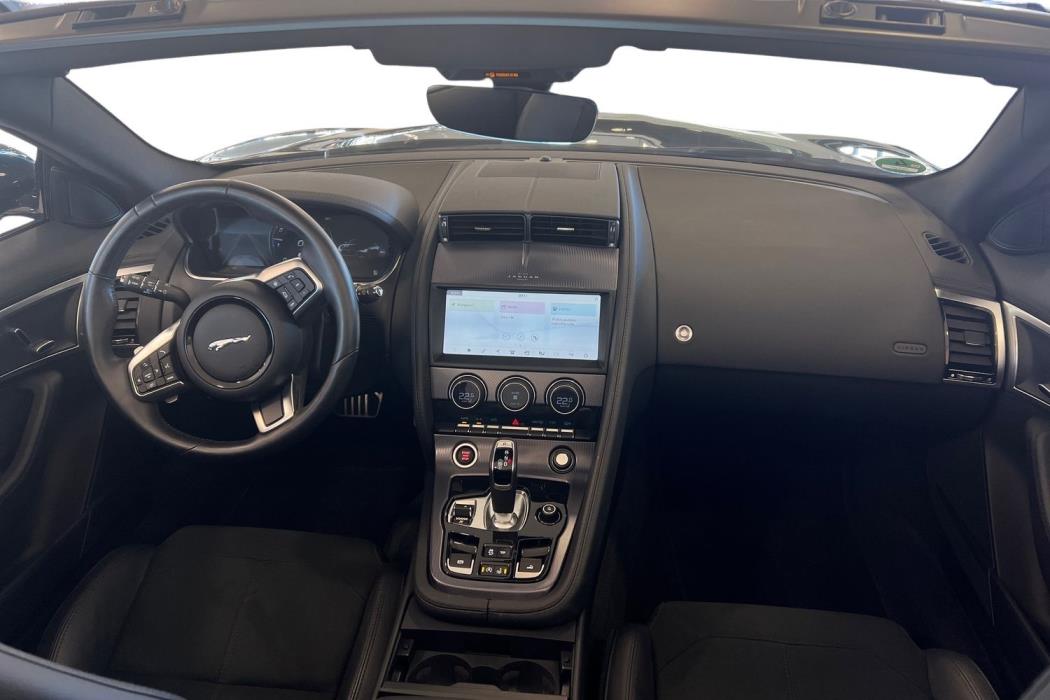 Jaguar F-type 2021