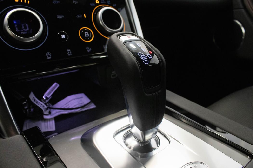 Land Rover Discovery Sport 2023