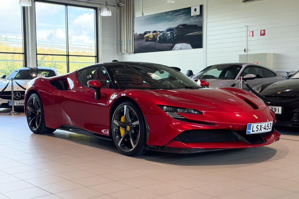 Ferrari SF90 Stradale 2022